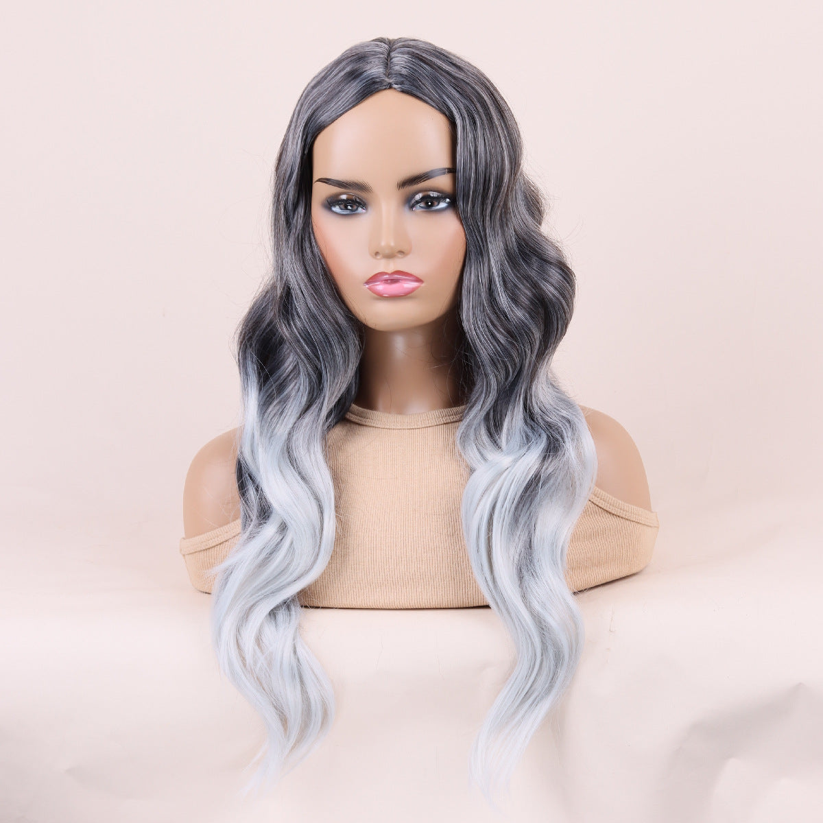 Black-to-Gray Gradient Long Wavy Wig